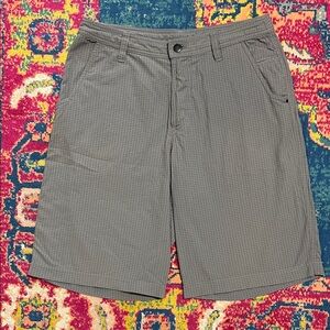 Lululemon 32 Men's Gray Checkered Shorts 10” inseam unlined